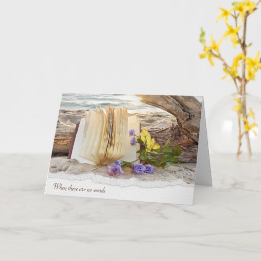 Open Boek en Bloemen op driftwood Kaart (Gele Bloem)