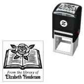 Open boek met roos #2PS met bibliotheekboeknaam Zelfinktende Stempel (In situ)