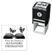 Open Boek met Twee Vlinders Bibliotheek Boeknaam Zelfinktende Stempel (In situ)