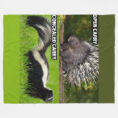 OPEN CARRY VS VERBORGEN CARRY FLEECE DEKEN (Voorkant (Horizontaal))