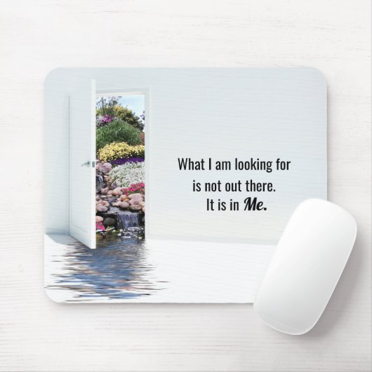 Open deur in de tuin muismat (Met muis)