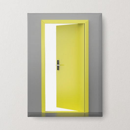 Open gele deur met slim slot button (Voorkant)