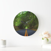 open klok voor natuur op de weg (Huis)