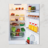 Open koelkast gevuld met voedsel feestdagenkaart (Voorkant)