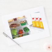 Open koelkast gevuld met voedsel rechthoekige sticker (Envelop)