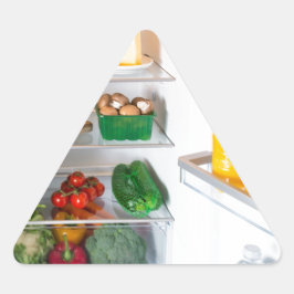 Open koelkast gevuld met voedsel sticker