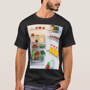 Open koelkast gevuld met voedsel t-shirt