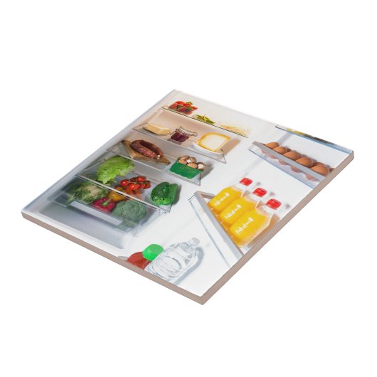 Open koelkast gevuld met voedsel tegeltje (Zijkant)