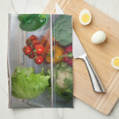 Open koelkast gevuld met voedsel theedoek (Quarter Fold)