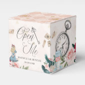 Open me Alice in Wonderland Fairytale taal Bedankdoosjes (Voorkant Zijde)