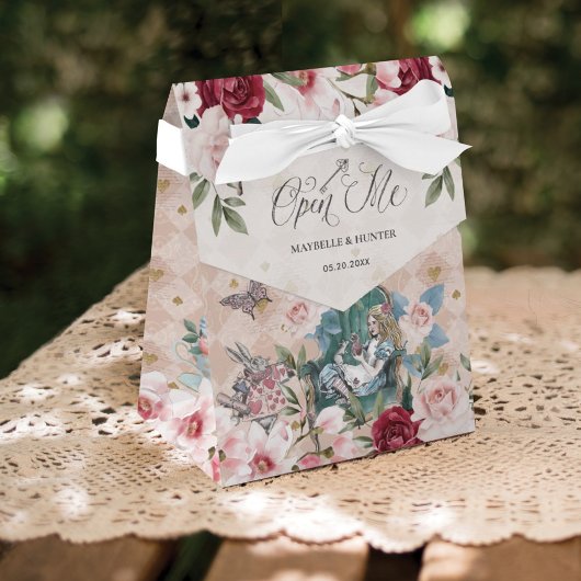 Open me Chic Alice in Wonderland sprookje Bedankdoosjes