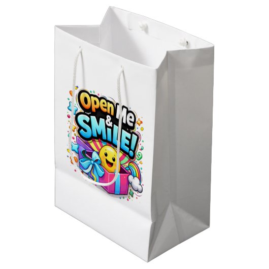 Open Me & Smile Gift Bag – Fun Party Illustration Medium Cadeauzakje (Voorkant Gekanteld)