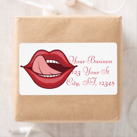 Open Red lips Thunder_Cove Etiket (Insitu)