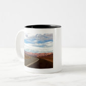 Open Road is thuis Tweekleurige Koffiemok (Voorkant links)