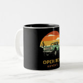 Open road retro adventure Coffee Mugs Tweekleurige Koffiemok (Voorkant links)