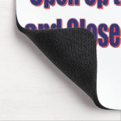 Open-The-Pipeline-and-Close-the-Bordr-eps Muismat (Hoek)