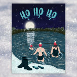 Open water zwemt in een meer met sneeuwkerst feestdagenkaart<br><div class="desc">👉 Een glimlach op een gezicht met dit wild zwemende kerstvakantie-briefkaart! Open-waterzwemmers zitten in een meer in de winter met Santa Hats aan. Het is de nachttijd en de maan en sterren worden in het water weerspiegeld. 🔥 Mijn beloften - Dit ontwerp heeft unieke handgetekende elementen (getekend mijn me!) -...</div>