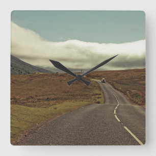 Open weg vierkante klok