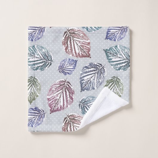 Opengewerkte bladeren op een lichtgrijze achtergro bad handdoek (Wasdoekje)