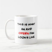 opera fan, avid koffiemok (Links)