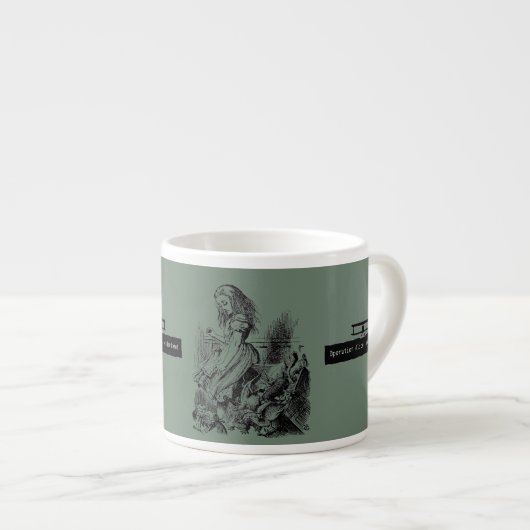 Operation Alice in Wonderland Alice im Wunderland Espresso Kop (Voorkant rechts)
