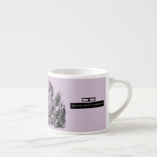 Operation Alice in Wonderland Alice im Wunderland Espresso Kop (Rechts)