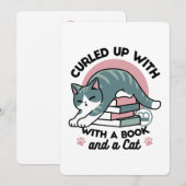 Opgerold met een boek en een kat - Gezellig Katten Kaart (Voorkant / Achterkant)