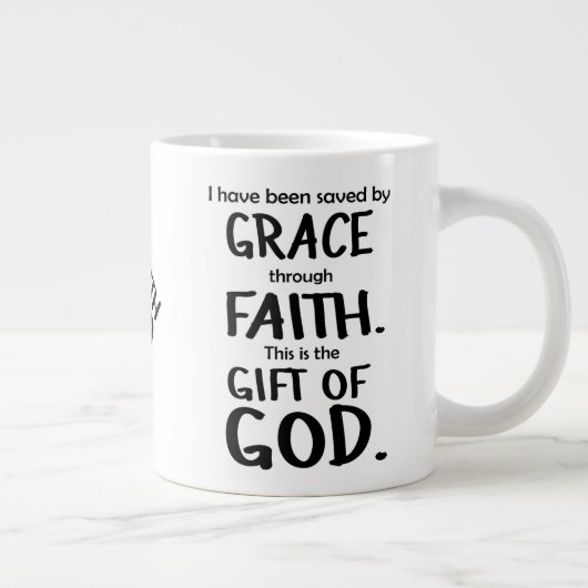 Opgeslagen door Grace door Faith Black Ephesians 2 Grote Koffiekop (Rechts)