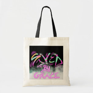 Opgeslagen door Grace Urban Street Art Tote Bag
