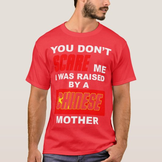Opgewekte Chinese moeder Premium grappig T-shirt (Voorkant)