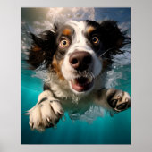 Opgewonden hond zwemmen onder water ontwerp poster (Voorkant)