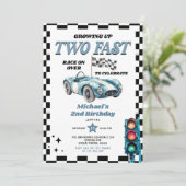 Opgroeien tot twee snelle  raceauto's 2e verjaarda kaart (Staand voorkant)