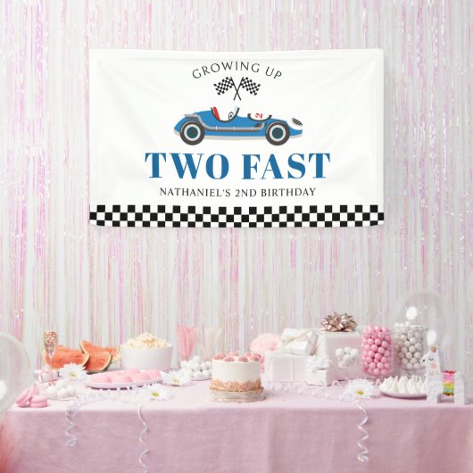 Opgroeien Twee Fast Blue Racing Car Verjaardag Spandoek (Feest)
