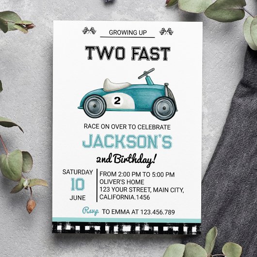 Opgroeien twee snelle race auto verjaardag uitnodi kaart