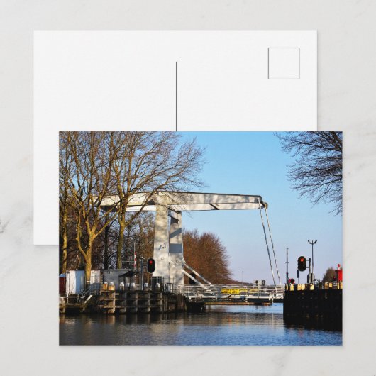 Ophaalbrug over gracht in Nederland. Briefkaart (Voorkant / Achterkant)