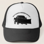 Ophaalwagen met ploegenstroom trucker pet<br><div class="desc">Bevorder uw bedrijf of voeg uw eigen aangepast gezegde aan dit pet toe. Het is voorzien van een afbeelding van een bestelwagen met een sneeuwploeg in zwart-wit en jouw tekst hierboven in bijbehorend zwart schrijven.</div>