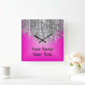 Ophete roze en smeltproppen vierkante klok (Huis)