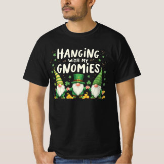 Opknoping met gnomies grappig op Patriks Day T-shirt