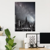 Opleiding in de stad 's nachts | AI Art Poster (Thuiskantoor)