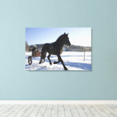 Opleiding van paarden in een wijnlandschap canvas afdruk (Insitu (Houten vloer))