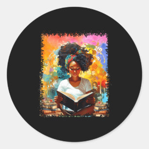 Oplettend Afro Meisje Leest Boek Liefhebber Zwarte Ronde Sticker