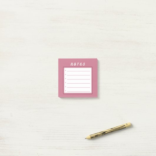 Opmerkingen bij roze crute post-it® notes (Op bureau)