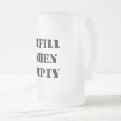 Opnieuw vullen bij lege grappigheid matglas bierpul (Voorkant rechts)