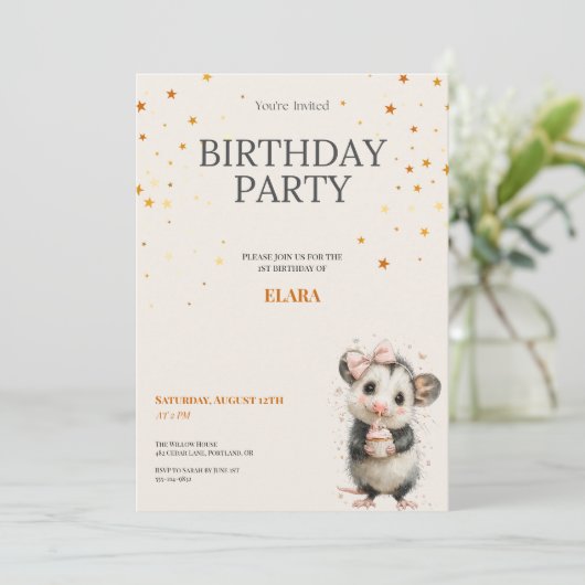 Opossum Birthday Invitation • Woodland Party Theme Save The Date (Staand voorkant)