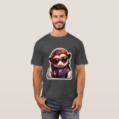 OPOSSUM IN VARSITY JACKET 2 T-SHIRT (Voorkant volledig)