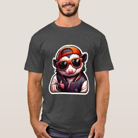 OPOSSUM IN VARSITY JACKET 2 T-SHIRT (Voorkant)