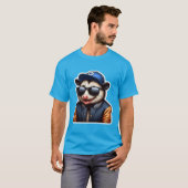 OPOSSUM IN VARSITY JACKET 4 T-SHIRT (Voorkant volledig)
