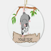Opossum met teken keramisch ornament (Links)