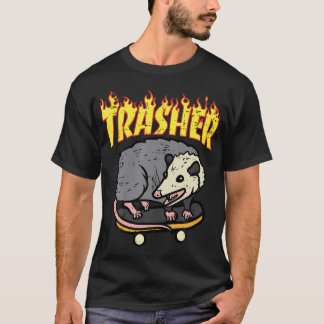 Opossum Skateboard Trasher Funny Possum Skater Man T-shirt