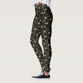 Opossums in een bessenveld in het zwart leggings (Links)